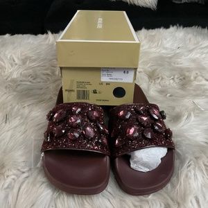 Michael Kors Gilmore slide Dark Berry